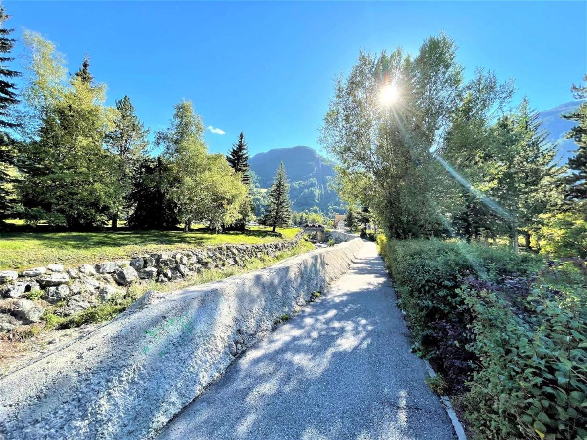 Duplex 3 Pieces Avec Balcon, Garage Et 6 Couchages A La Salle-Les-Alpes, Proche Commerces Et Pistes - Fr-1-330F-83 Serre Chevalier Exterior foto